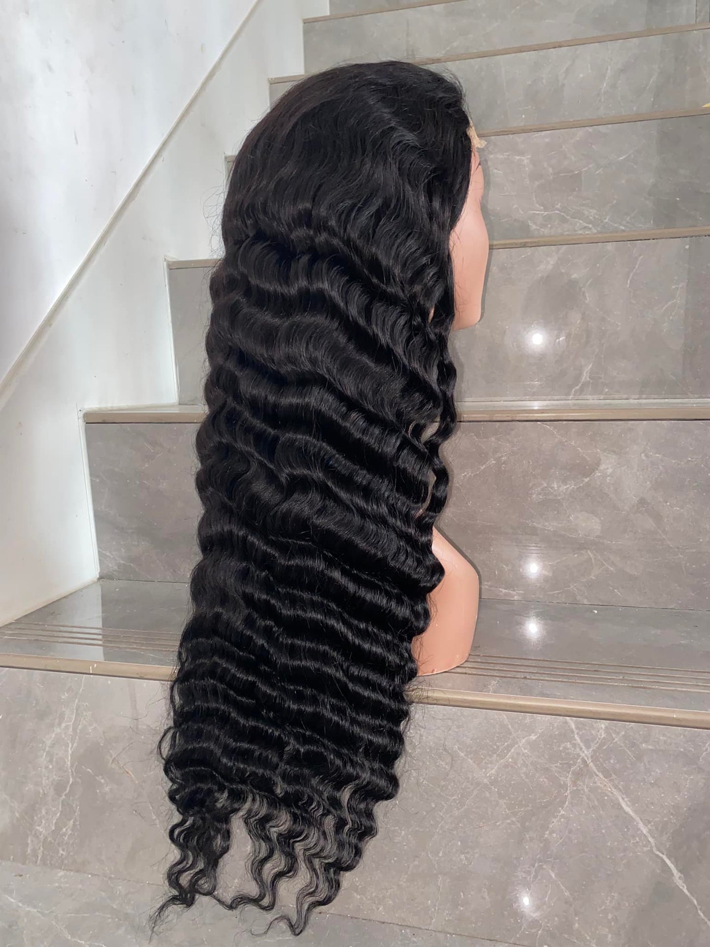 full frontal wig 13X4 deep wave  180 density on hand