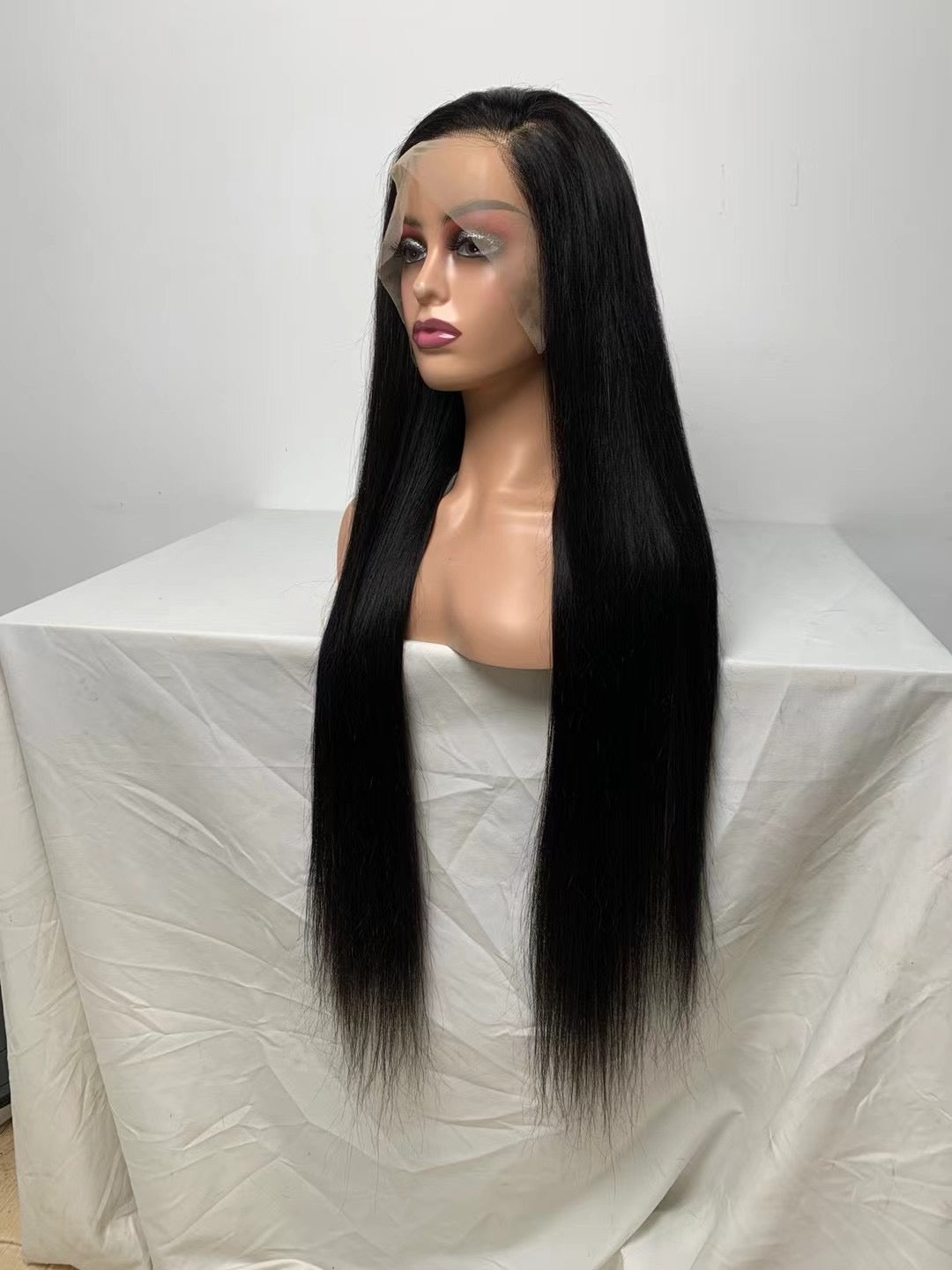 13X4 full frontal 180 density Ear to ear frontal straight wig