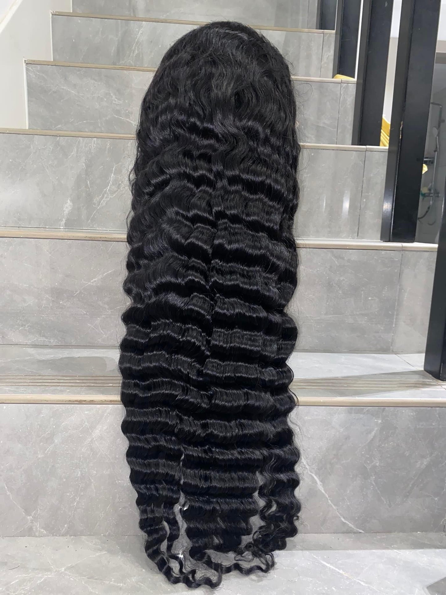 full frontal wig 13X4 deep wave  180 density on hand