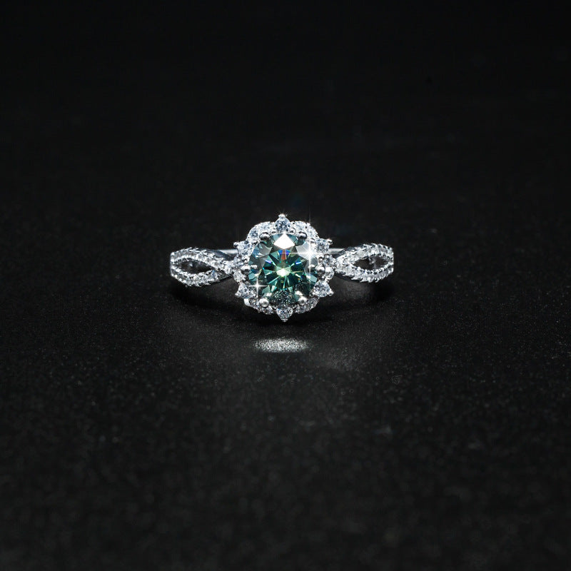 Classic six-claw D color 1 carat diamond ring