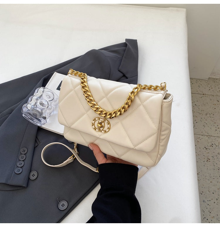 Women's large capacity chain shoulder messenger bag